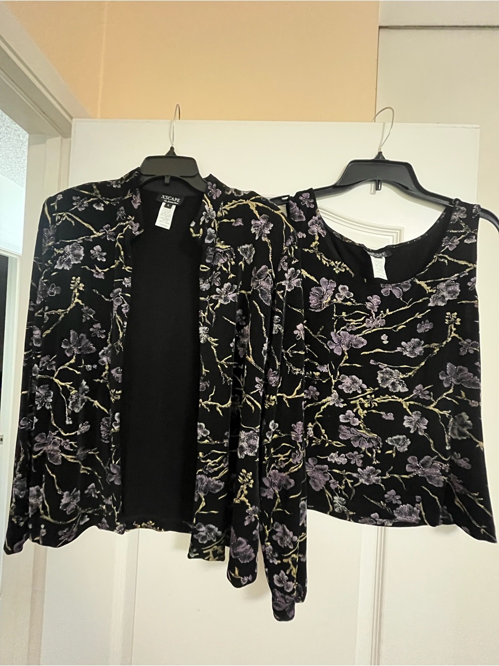 Alfani Women’s Black Velvet Floral Cardigan & Tank Set - Purple Floral